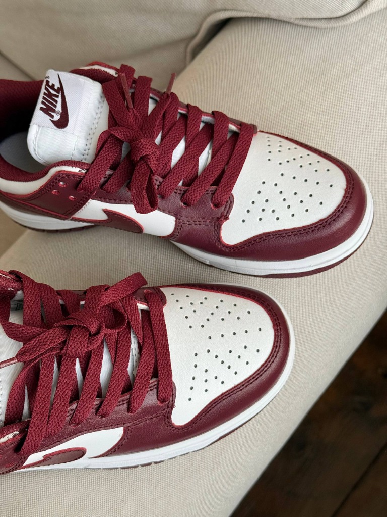 Nike Bordo 4