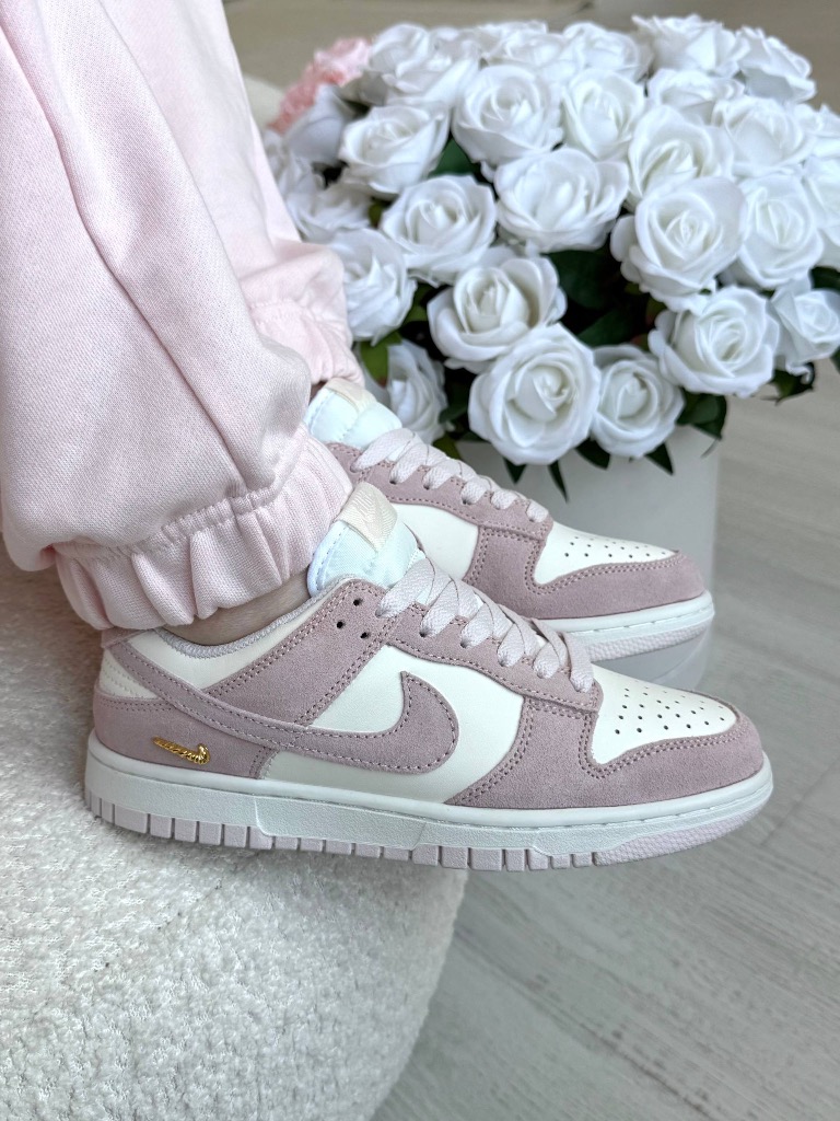 Nike Dunk Pink 2